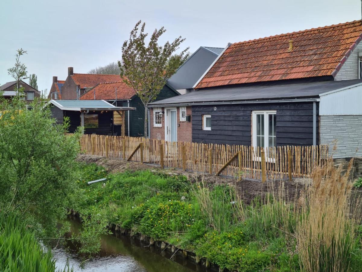 فيلا Schwone Diekhuusje - Vakantiewoning Aan De Noordzeekust Schoondijke المظهر الخارجي الصورة